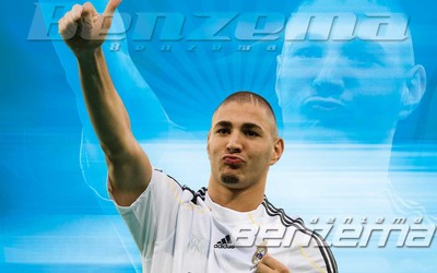 浩瀚电竞热评-努涅斯霸气头槌锁定胜局