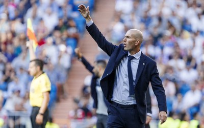 浩瀚电竞播报-约安尼季斯这状态谁能挡